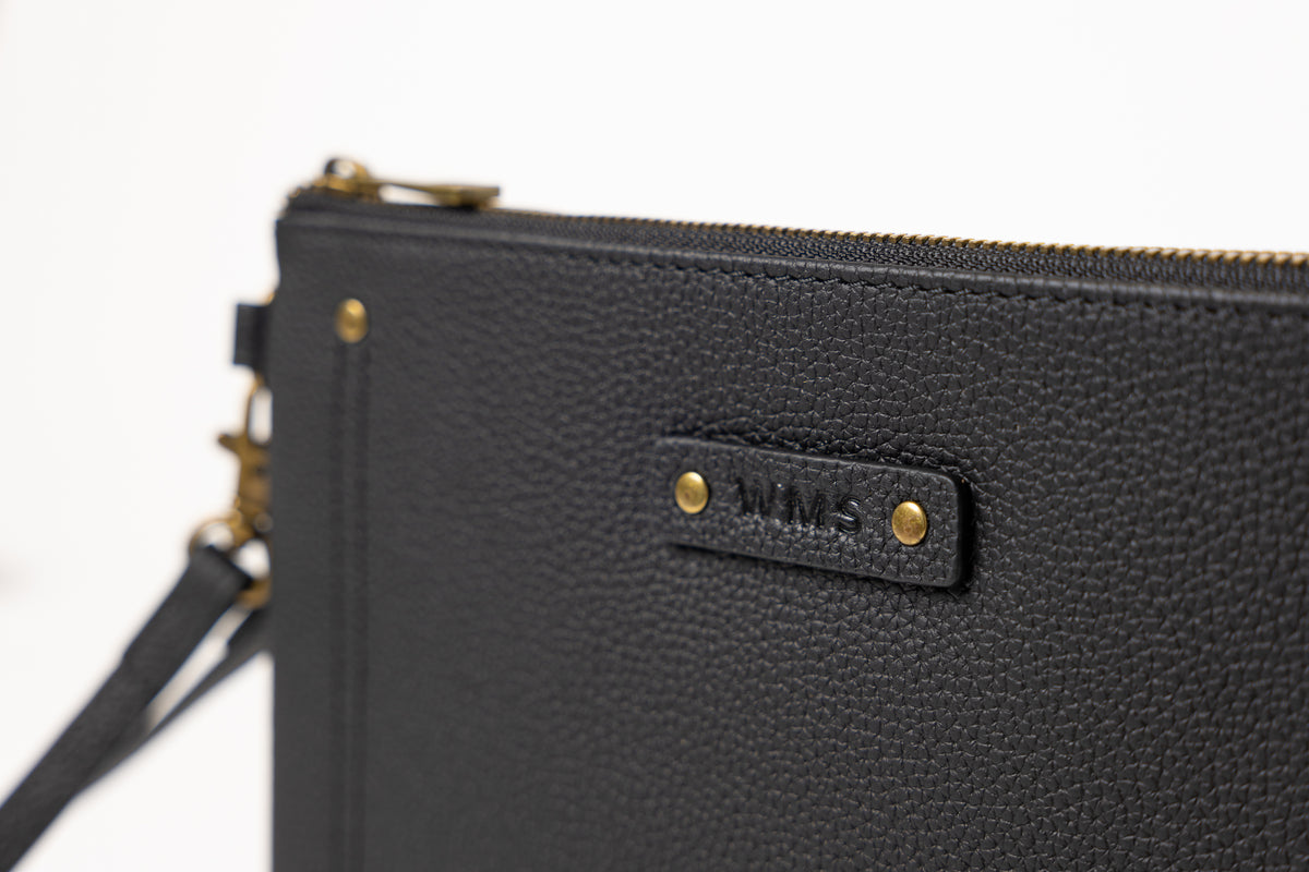 Pouch Black – With My Sands